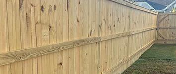 Wood Fence Contractors | Flowes Fencing and Construction
